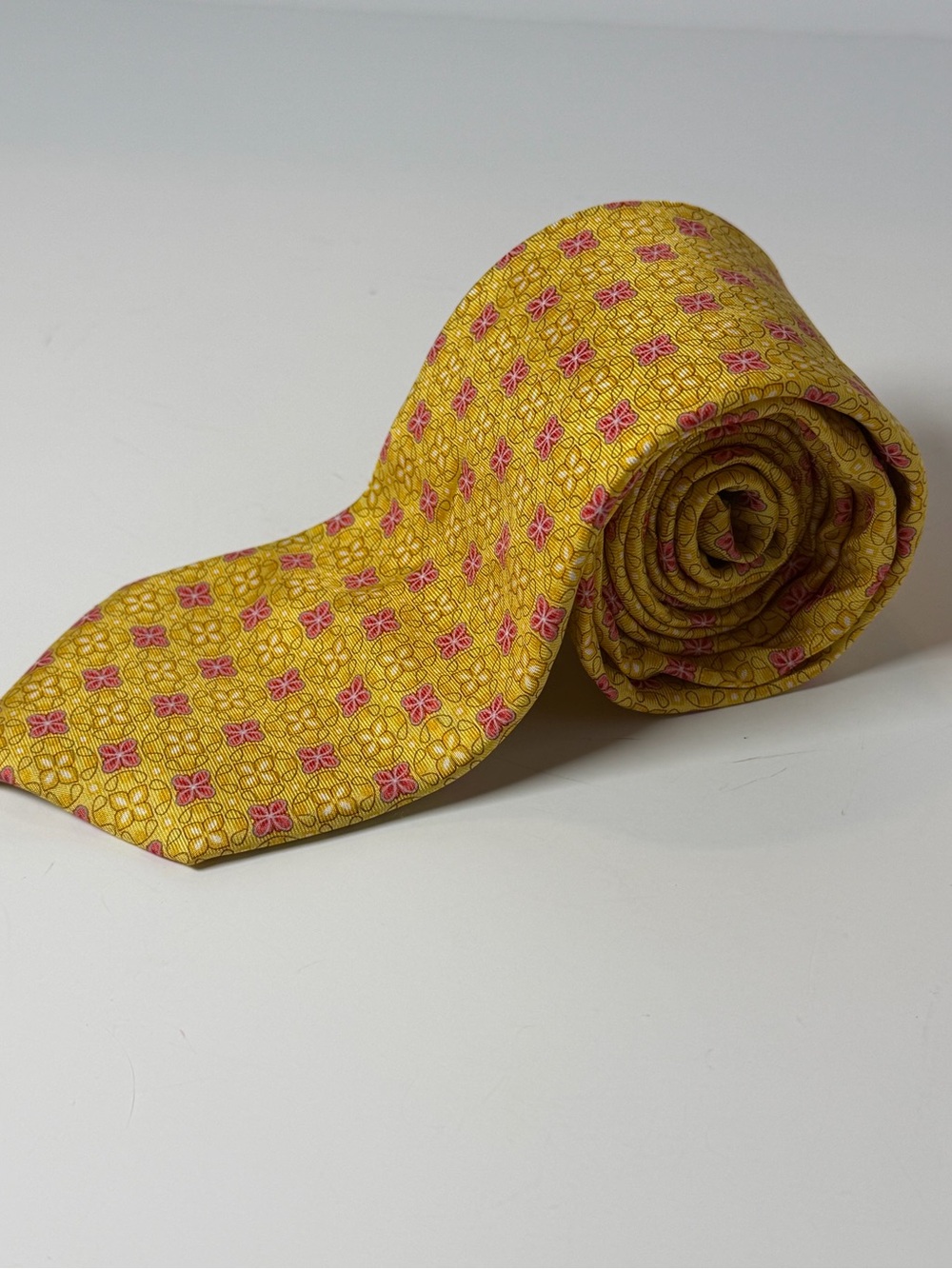 Saddlebred Yellow 100% Silk Tie with Pink Floral Motif
